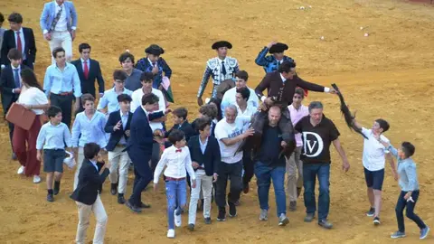 Ventura corta un rabo | Foto: Marciano Bre&ntilde;a