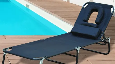 Tumbona plegable y reclinable con almohada Outsunny de Decathlon
