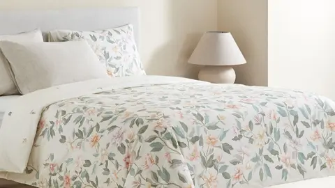 Funda n&oacute;rdica con estampado floral de Zara Home