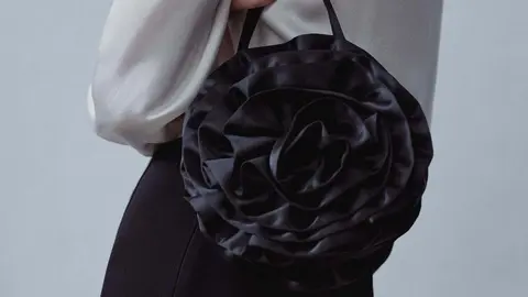Este es el bolso que elegir&aacute;s para asistir de invitada a una boda o una comuni&oacute;n