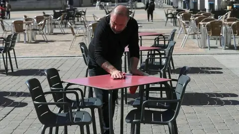 El sector servicios sube sus ventas un 14,1 en Andaluc&iacute;a y el empleo sube un 1,9