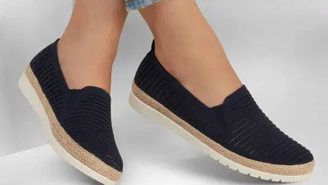 Las c&oacute;modas alpargatas de Skechers que son tendencia este verano