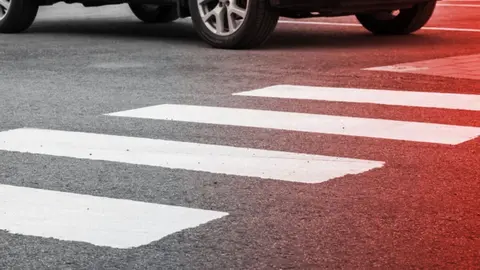 Este es el brutal atropello sufrido por una mujer y a 1 ni&ntilde;o en un paso de peatones en C&oacute;rdoba