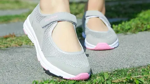 Las zapatillas estilo sandalia de Amazon ideales para hacer turismo sin que te duelan los pies
