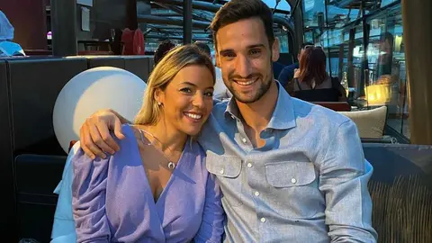 Sergio Rico y Alba Silva