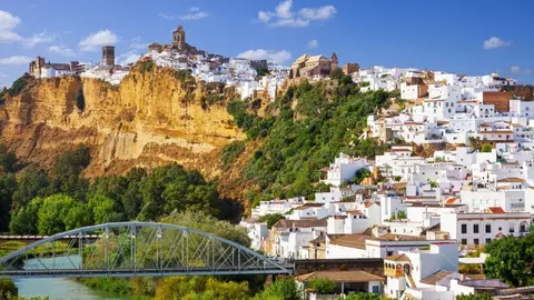 Andaluc&iacute;a, la comunidad m&aacute;s deseada de Espa&ntilde;a. 6 de cada 10 ciudadanos la eligen para vivir
