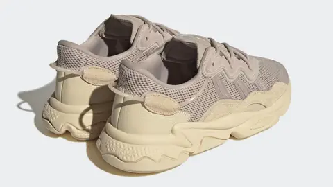 Adidas nos conquista con las zapatillas con plataforma que quedan ideales con vaqueros