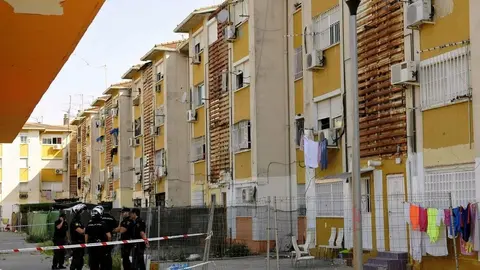 Terror en las Tres Mil Viviendas de Sevilla. Con palos y a tiros atemorizando a todo un barrio