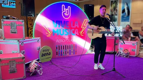 Actuaci&oacute;n en directo en el Aeropuerto de Jerez