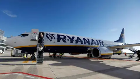Un avi&oacute;n de Ryanair