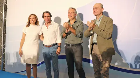 Aznar anima en M&aacute;laga a &ldquo;cambiar el narcisismo in&uacute;til de S&aacute;nchez por la competencia &uacute;til de Feij&oacute;o&rdquo;