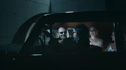 Miguel Bos&eacute; vuelve a la m&uacute;sica de la mano del puertorrique&ntilde;o Rauw Alejandro con 'Si te pegas'