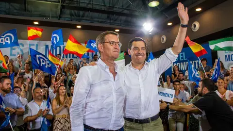 Alberto N&uacute;&ntilde;ez Feij&oacute;o y Juanma Moreno | Foto: Noelia Herrera (Jonocla) para El MIRA