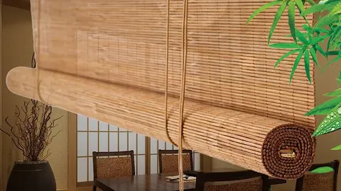 El estor de bamb&uacute; de Amazon que ten&iacute;a tu abuela en casa y dura m&aacute;s que una telenovela turca