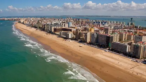 Todo lo que se sabe sobre una nueva agresi&oacute;n sexual en una playa de C&aacute;diz