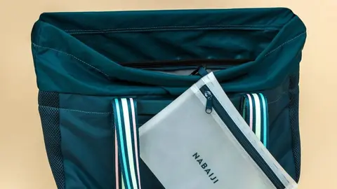 Bolso de nataci&oacute;n Nabaiji de Decathlon