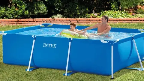 Amazon agotar&aacute; su piscina m&aacute;s vendida: arrasa por su capacidad y dise&ntilde;o moderno