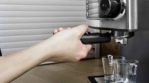 El bombazo de Carrefour - gran rebaja en una cafetera Cecotec por tiempo limitado