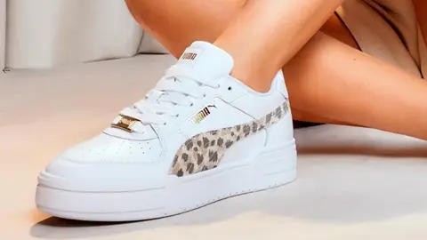 Hay que felicitar a Cristina Pedroche por las zapatillas Puma m&aacute;s moda sin renunciar al buen gusto