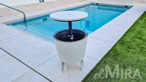 La mesa nevera que triunfa en Leroy Merlin