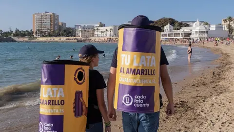 Esta es la curiosa campa&ntilde;a de reciclaje para cuidar y mantener limpias las playas de C&aacute;diz