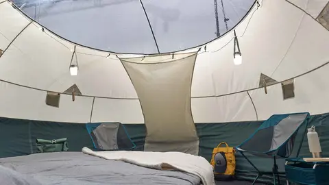 Tienda de campa&ntilde;a burbuja Quechua Air de Decathlon