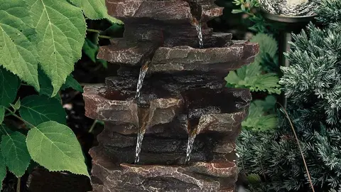 Fuente de jard&iacute;n solar con iluminaci&oacute;n LED VATCH de Amazon