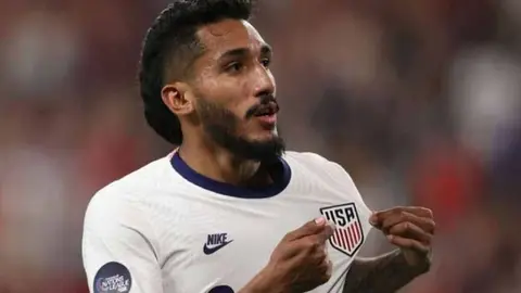 Jes&uacute;s Ferreira, posible fichaje del C&aacute;diz CF, celebra un gol con la camiseta de Estados Unidos