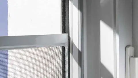 Adi&oacute;s para siempre a los mosquitos en casa - Leroy Merlin tiene la soluci&oacute;n por 13 euros