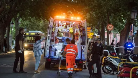 As&iacute; agrede a pu&ntilde;aladas al hijo de su expareja en Granada