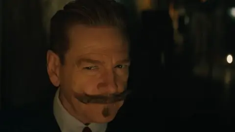 H&eacute;rcules Poirot regresa a la gran pantalla con un nuevo enigma en 'Misterio en Venecia'