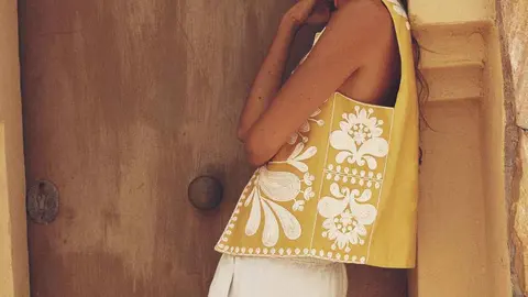 Lo he comprado en Zara - el chaleco que puedes llevar solo y con el que ir&aacute;s a la moda