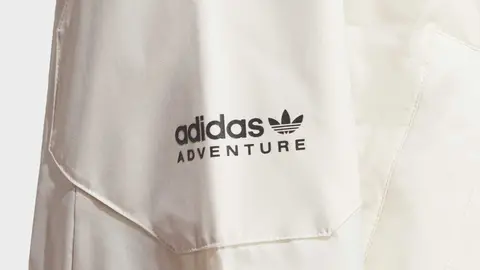 Chaqueta corta Adidas Adventure Beige