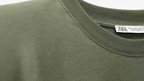 camiseta hombreras Zara (1)