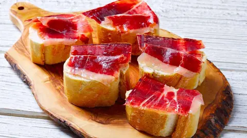 Jam&oacute;n ib&eacute;rico en pan