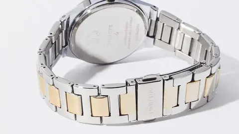 Reloj con pulsera de acero bicolor de Parfois