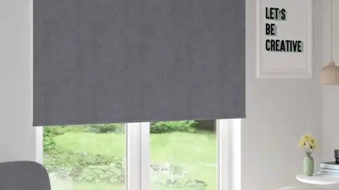 Dile adi&oacute;s a la luz sin levantarte de la cama con el estor inal&aacute;mbrico que arrasa en Leroy Merlin