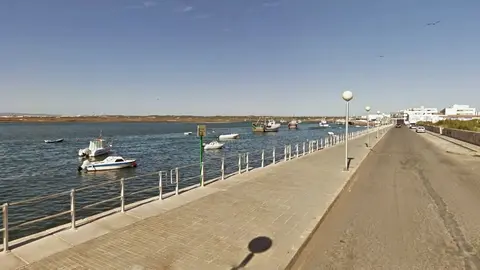 As&iacute; rompen amarras sus embarcaciones y quedan a la deriva por un r&iacute;o en Huelva