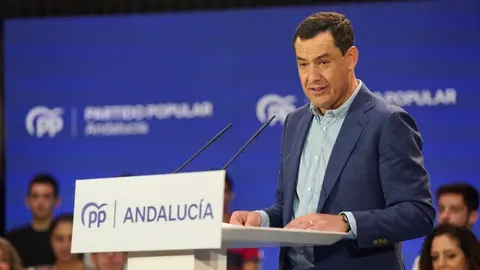 Juanma Moreno en el inicio del curso pol&iacute;tico en Torremolinos