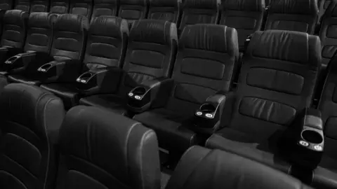 Butacas en una sala de cine