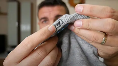 Amazon prepara la vuelta al fr&iacute;o con el gorro de invierno con Bluetooth