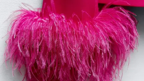 Chaqueta de plumas con pantal&oacute;n corto: la moda tiene nuevo look de entretiempo y se lleva as&iacute;