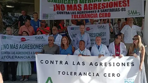 Sanitarios de M&aacute;laga en pie de guerra por las continuas agresiones a trabajadores