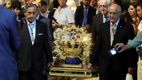 Presentaci&oacute;n de la Corona para la Virgen de la Estrella