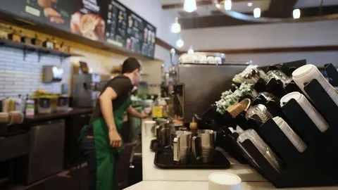 Starbucks Andaluc&iacute;a necesita empleados para un nuevo local. Tipo de contrato y condiciones