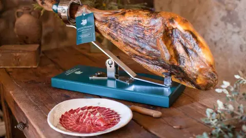 Jam&oacute;n de bellota 100% raza ib&eacute;rica de S&aacute;nchez Romero Carvajal