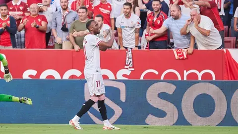 Gol de Lukebakio en el Sevilla FC - Las Palmas | Salvador L&oacute;pez Medina para El MIRA