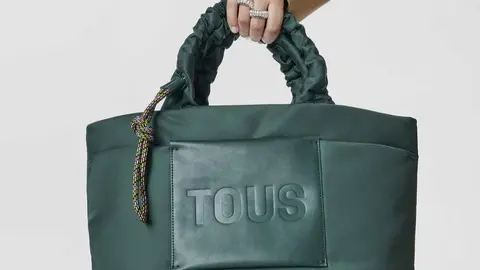 Este es el bolso verde de Tous que tienen cada vez m&aacute;s 'influencers' de moda