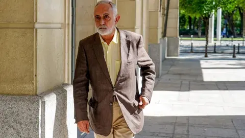 6 a&ntilde;os de c&aacute;rcel para el ex alto cargo del PSOE andaluz que us&oacute; dinero p&uacute;blico en prost&iacute;bulos