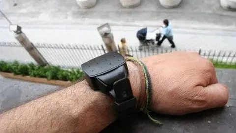 Buscan por Sevilla a un peligroso y reincidente maltratador tras quitarse la pulsera de control